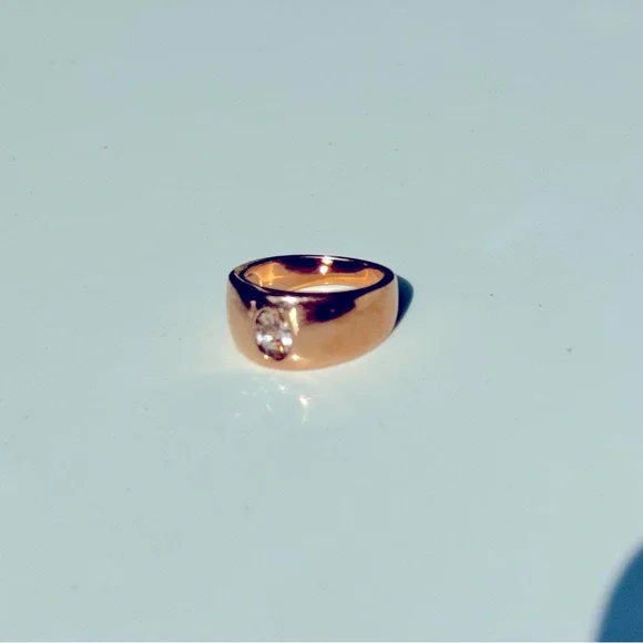 One Carat Peach Morganite Rose Gold Ring - Picture 6 of 7